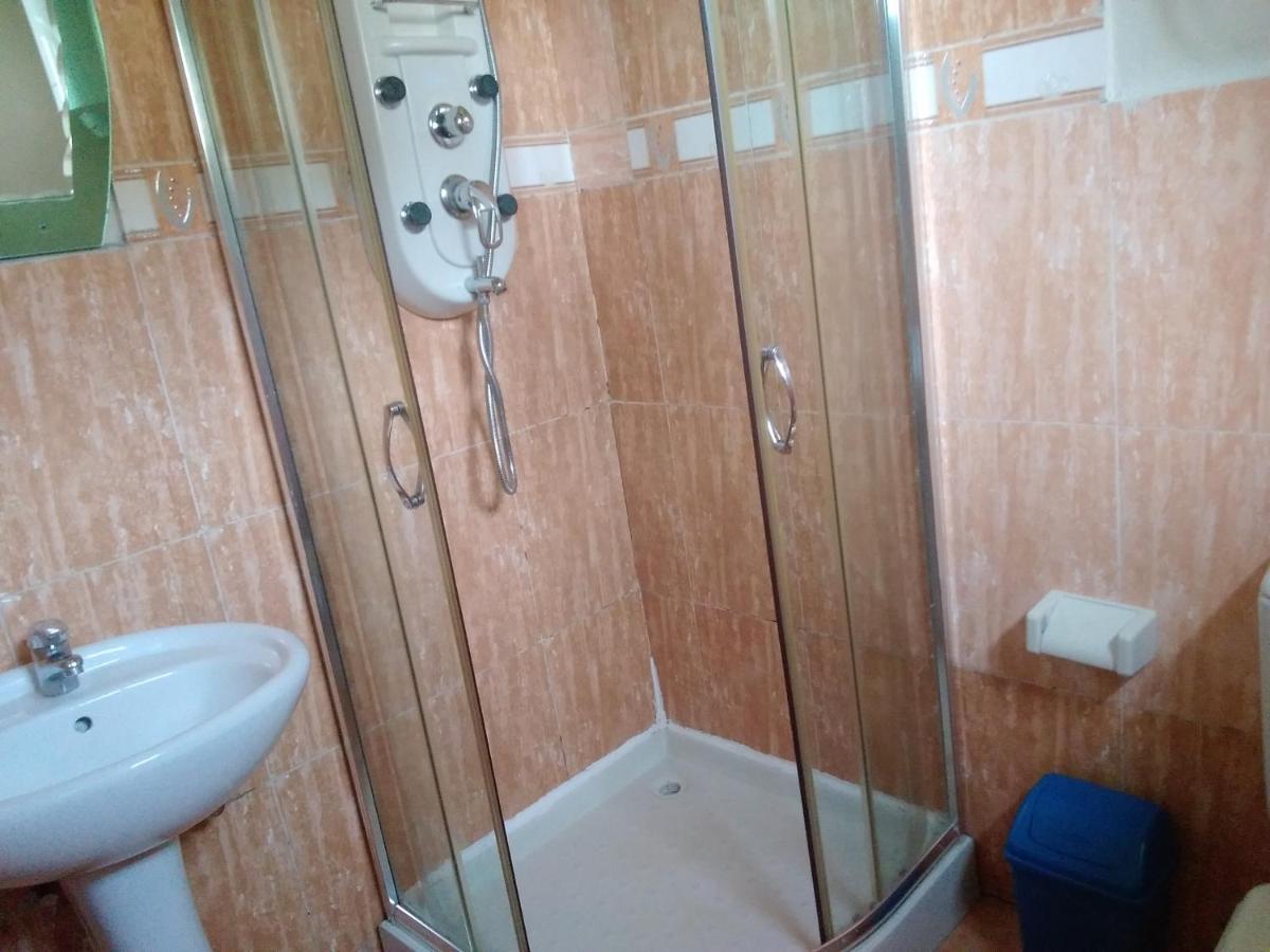 Wib Guesthouse Аддис-Абеба Экстерьер фото